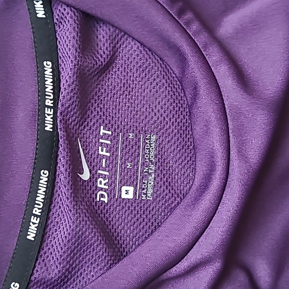 Nike Dri-Fit tank/muscle tee, purple, size  medium - Picture 2 of 3